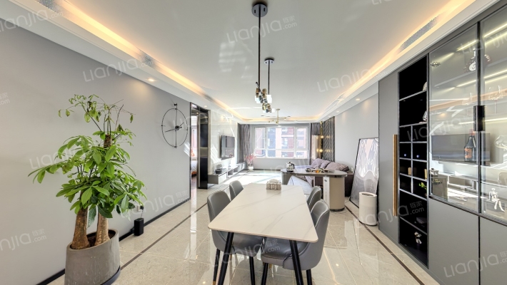 万科西华府二手房实景图