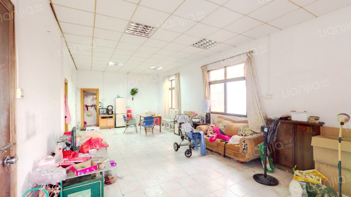 三角公园二手房实景图