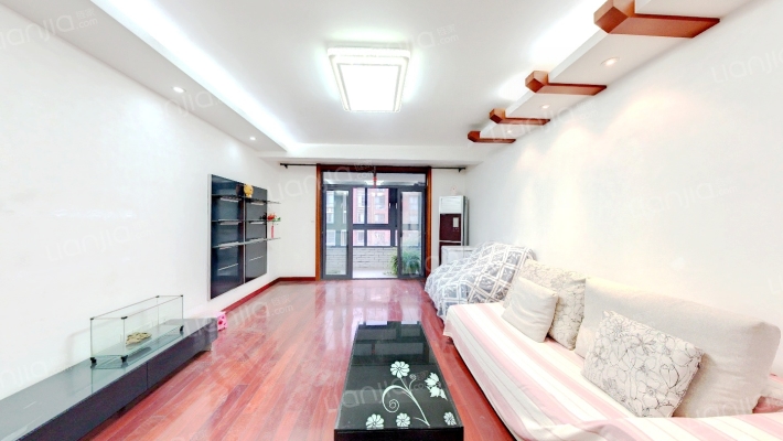 爱涛艺郡临枫二手房实景图