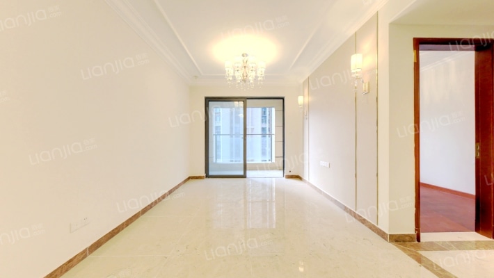 恒大悦龙台二手房实景图