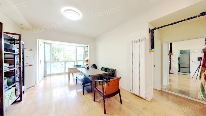 齐力碧水湾二手房实景图