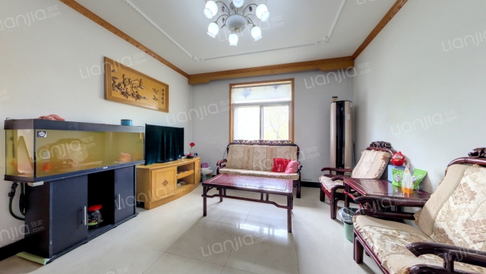 河滨路33号二手房实景图