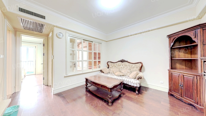 亿达普罗旺斯二手房实景图