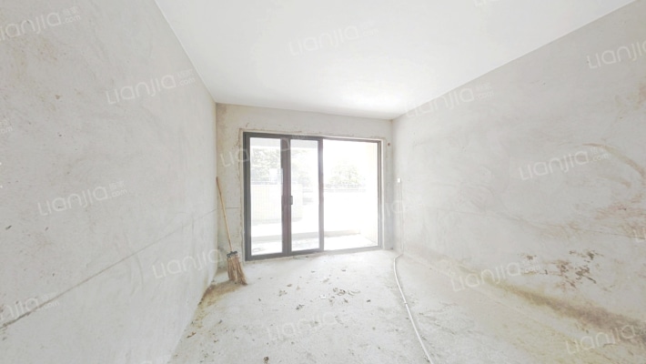 鸿建翡翠郡二手房实景图