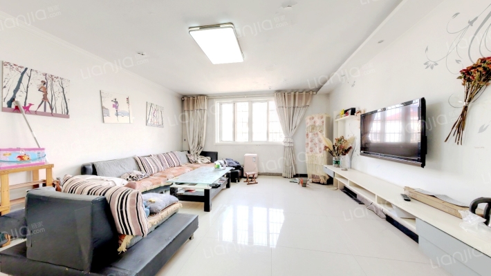 皇冠花园二手房实景图