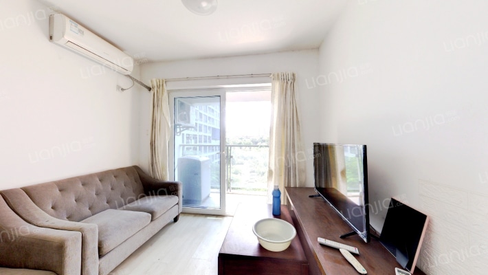 金众蓝钻风景二手房实景图