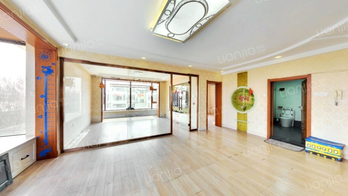 江畔御园二手房实景图