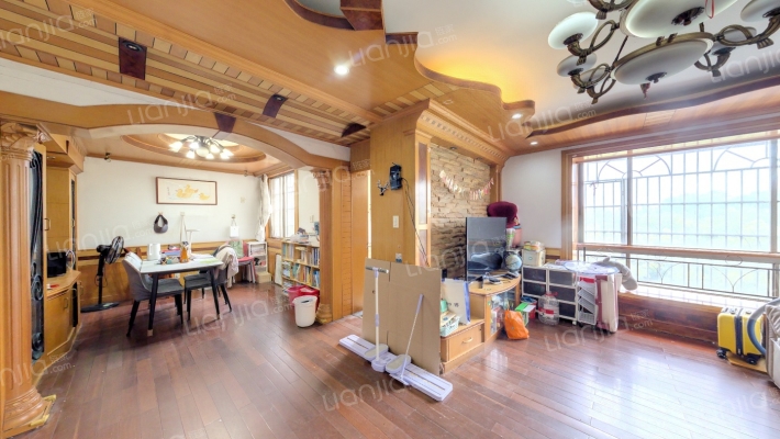 府新花园东区二手房实景图