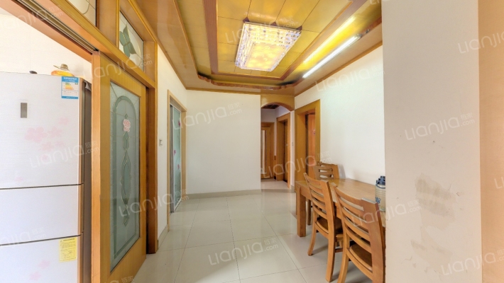 新兴路二手房实景图