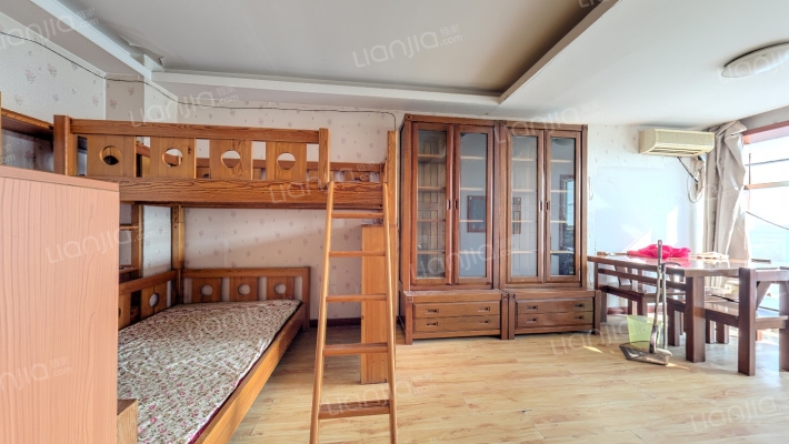 金苹果公寓二手房实景图