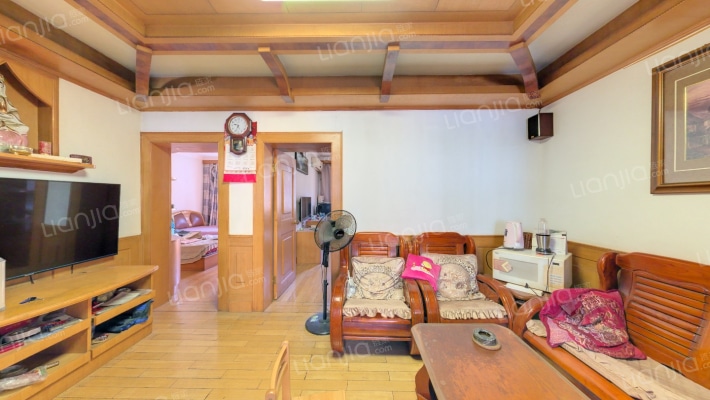 莲花新村东区二手房实景图