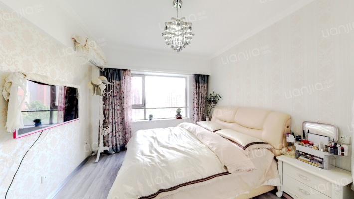 万盛中央一品二手房实景图