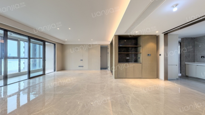 仁恒滨江园二手房实景图