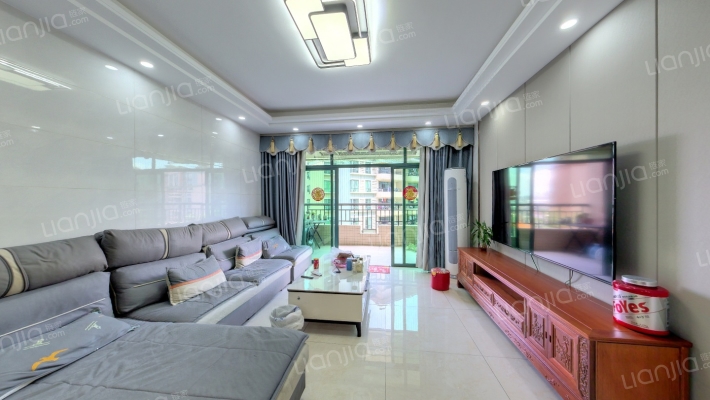 逸湖半岛二手房实景图