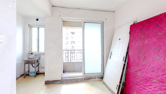 绿地21新城二手房实景图