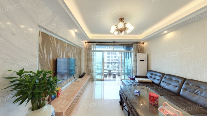 雍逸华庭二手房实景图