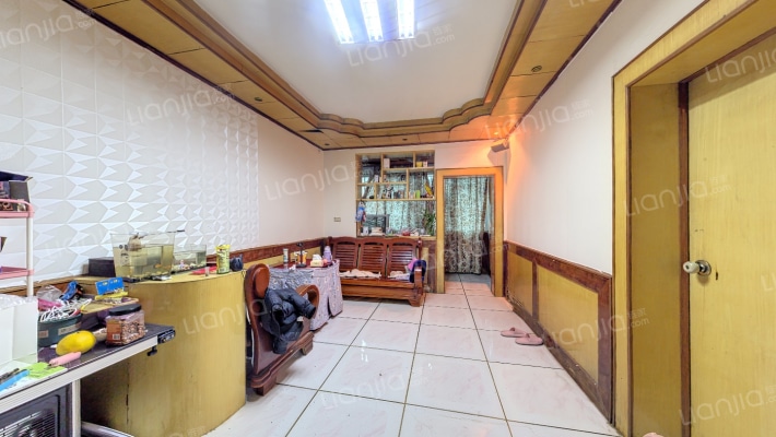 水电九局住宿区二手房实景图