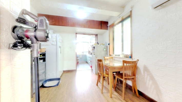 宏业村小区二手房实景图