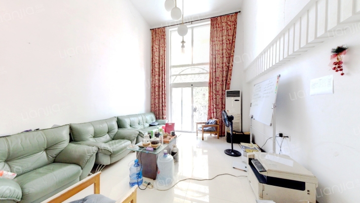 沿海丽水佳园二手房实景图