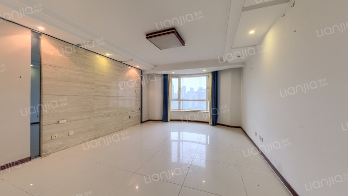 亚美伟博广场二手房实景图