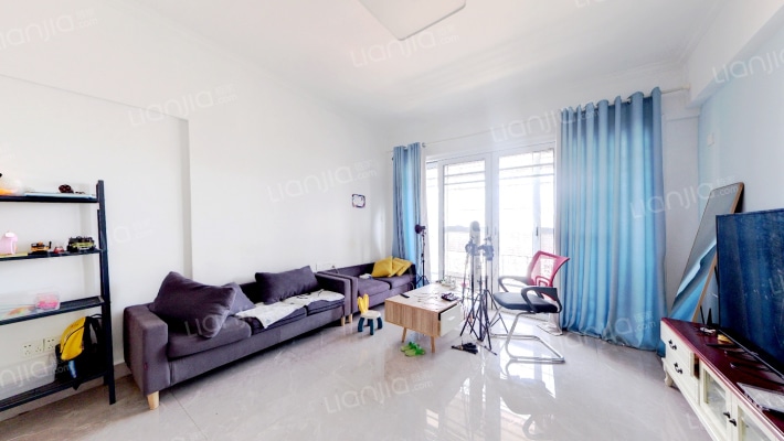 富龍翡翠歐庭二手房实景图