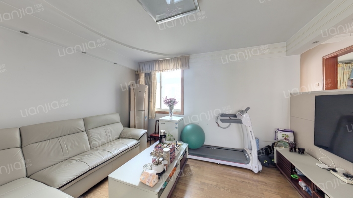 荣盛阿尔卡迪亚二手房实景图