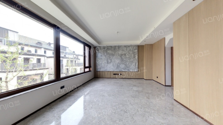 龙湖·云河玉陛二手房实景图