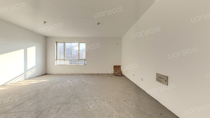 弘通那拉提二手房实景图