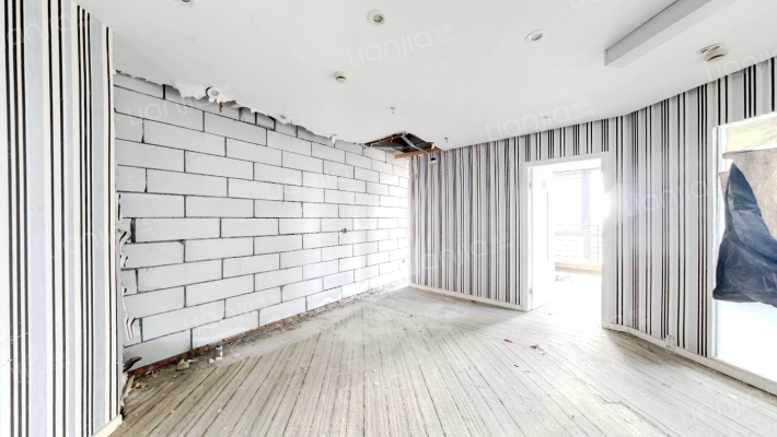 世欧广场二手房实景图