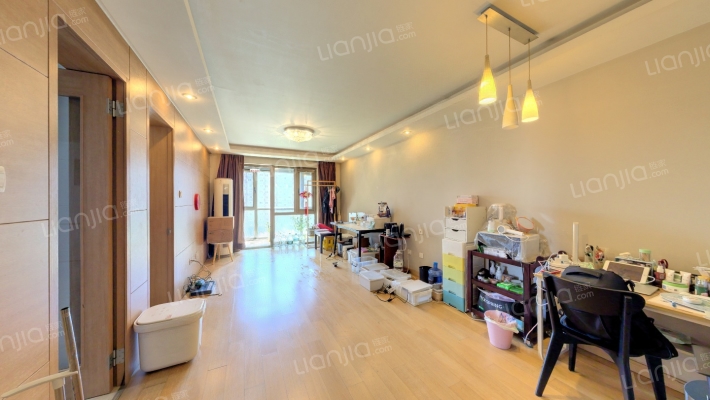 长阳半岛1号院二手房实景图