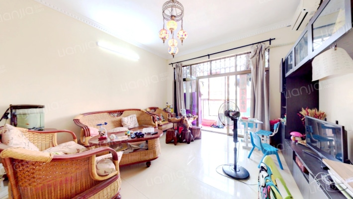 云港花园二手房实景图