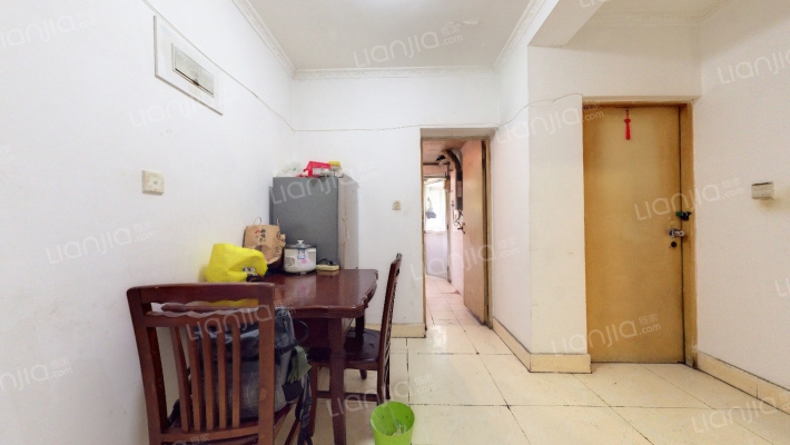 高攀路18号二手房实景图