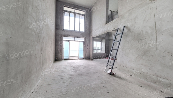 巴滨一号璀璨滨江二手房实景图