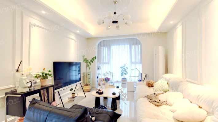 保利珑堂里院二手房实景图