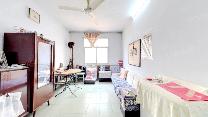 经一路11号院二手房实景图