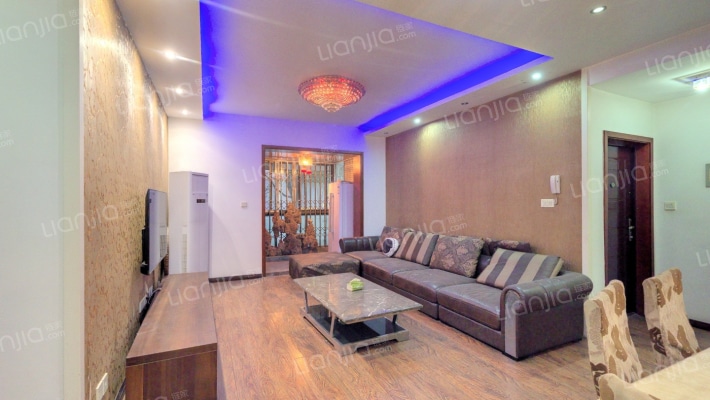 经典华庭二手房实景图