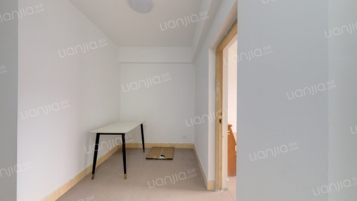 德济路9号院二手房实景图