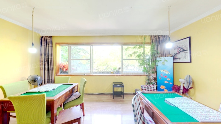 鹅岭山庄二手房实景图