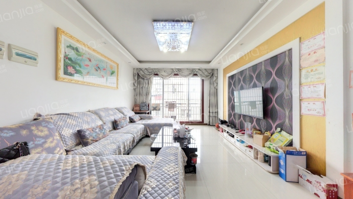 靓景苑二手房实景图