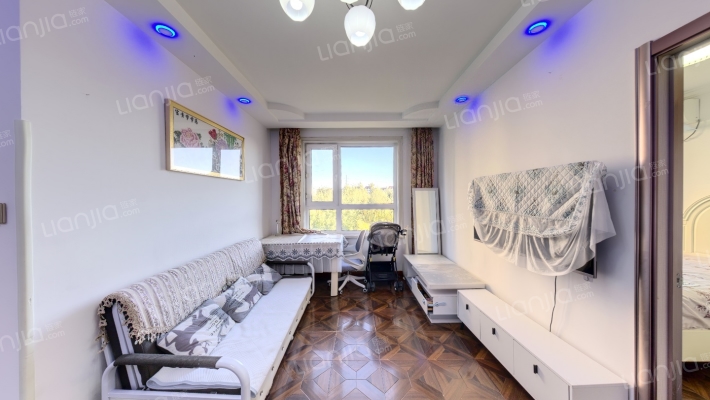 中铁国际花园四期二手房实景图