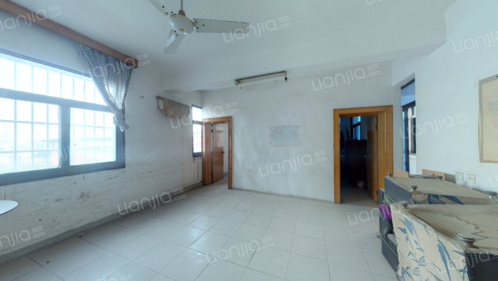 日月明小区二手房实景图