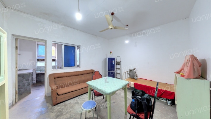 东华苑小区二手房实景图