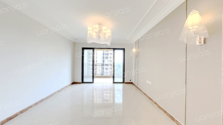 恒大山水龙盘二手房实景图