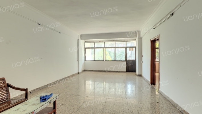 园丁南村二手房实景图