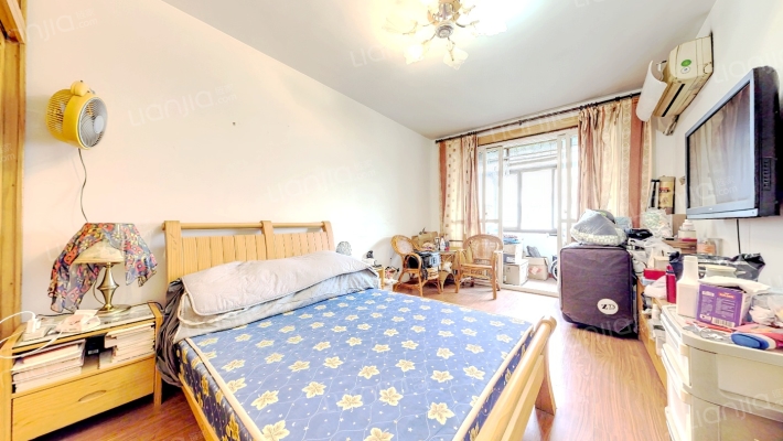 曲沃路35弄二手房实景图