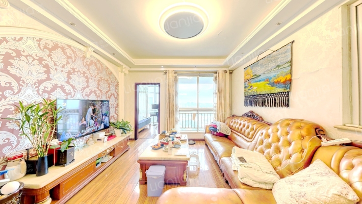 龙锦湾二手房实景图