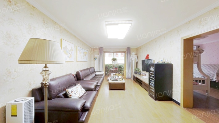 六合里大楼二手房实景图