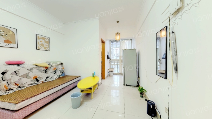 学邻名苑二手房实景图