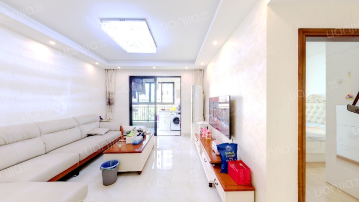 莲花国际C区二手房实景图