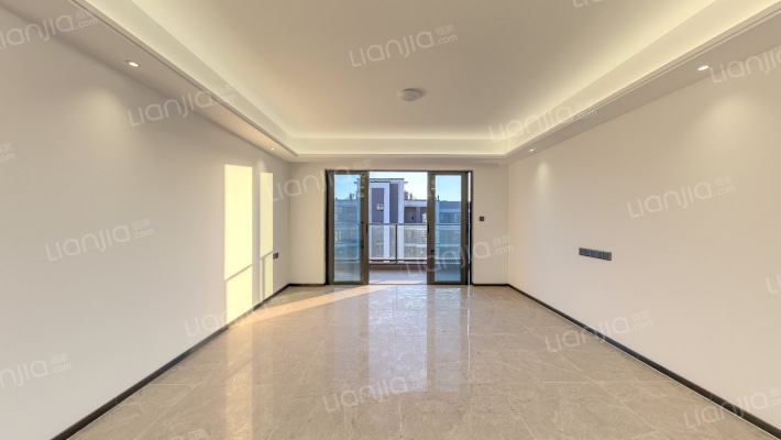 招商雍山湖二手房实景图